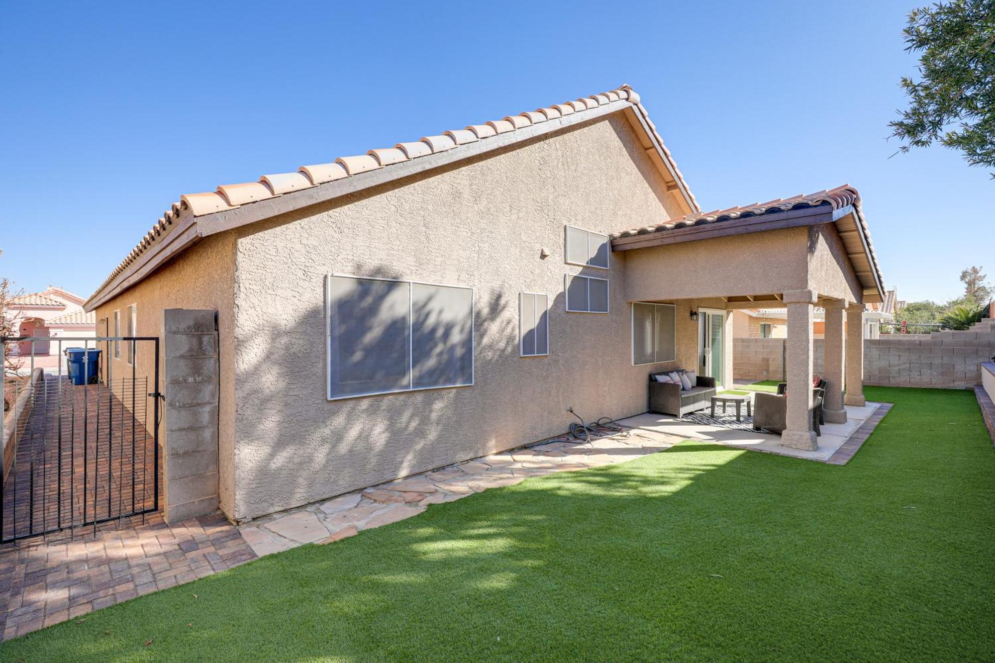 Las Vegas Home With Covered Patio About 5 Mi To Strip! ภายนอก รูปภาพ